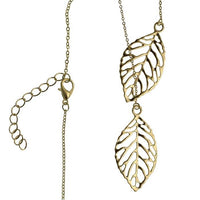 Load image into Gallery viewer, Messing Kette golden fein Blätter Anhänger Blattadern Muster beweglich filigran 50 - 55 cm - chic - net.de
