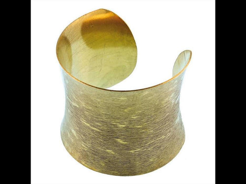 Messing konkav Armreif gold schraffiert breit 60mm verstellbar - chic - net.de
