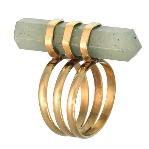 Messing Ring golden Edelstein Jade grün Stiftform glatt geschliffen antik - chic - net.de