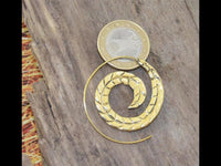 Cargar imagen en el visor de la galería, Messing Spirale Ohrringe Piercing Blattadern antik gold - chic - net.de
