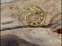 Cargar imagen en el visor de la galería, Messing Spirale Ohrringe Piercing Kugeln antik gold - chic - net.de
