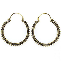 Load image into Gallery viewer, Ohrringe dunkel Punkte Dreiecke rund Messing Brass antik golden Tribal nickelfrei Schmuck Piercing - chic - net.de
