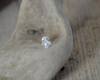 Cargar imagen en el visor de la galería, Ohrstecker 925 Silber E - Coat Perle Blume 4mm - chic - net.de
