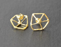 Load image into Gallery viewer, Ohrstecker vergoldet 925 Silber Gitter Wabe erhöht - chic - net.de
