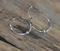 Load image into Gallery viewer, 925 Sterling Silber Ohrringe Creolen Celtic Bali S
