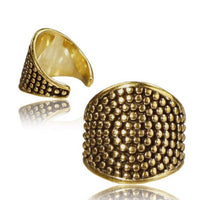 Load image into Gallery viewer, Ear cuffs Punkte Kreise Muster schlicht Messing golden
