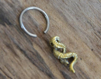 Load image into Gallery viewer, Piercing Klemmkugel Ring Brass Edelstahl Schlange
