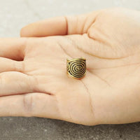Load image into Gallery viewer, Ear cuff Dread Lock Bead Messing gold Spiralen
