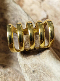 Load image into Gallery viewer, Ear cuff Dread Lock Bead Messing gold 5 Ringe glatt
