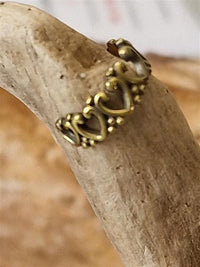 Load image into Gallery viewer, Ear cuff Dread Lock Bead Messing gold Herzen Krone
