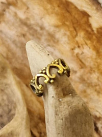 Load image into Gallery viewer, Ear cuff Dread Lock Bead Messing gold Herzen Krone
