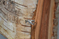 Load image into Gallery viewer, Ring Filigran Delphin Schnörkel 925er Sterling Silber - chic - net.de
