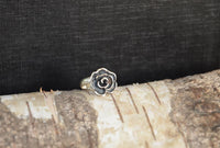 Load image into Gallery viewer, Ring oxidiert glänzend Rose 925 Silber verstellbar - chic - net.de
