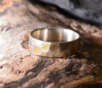 Load image into Gallery viewer, Ring Silber vergoldet gehämmert gebürstet Giraffe - chic - net.de
