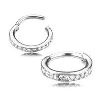 Cargar imagen en el visor de la galería, Segmentring Piercing Kristalle unten Edelstahl Gold PVD - chic - net.de

