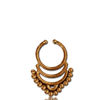 Load image into Gallery viewer, Septum Fake Piercing Nasenringe drei Bögen Kugeln Messing antik goldfarben - chic - net.de
