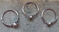 Cargar imagen en el visor de la galería, Set drei Silberringe glänzend grün rosa gelb Zirkonia - chic - net.de
