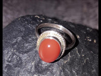 Cargar imagen en el visor de la galería, Silber Ring Karneol rot 8 mm oval Zopf Rand 925 - chic - net.de
