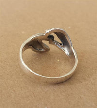 Cargar imagen en el visor de la galería, Silberring glänzend dunkel oxidiert zwei Hände Ring 925er Sterling Silber Damen Schmuck Ringe - chic - net.de
