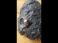 Load image into Gallery viewer, Silberringe Granat Seile Spiralbögen Kreise oval 925 - chic - net.de
