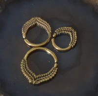 Cargar imagen en el visor de la galería, Universal Piercing Ring Brass Blätter Zweige gold - chic - net.de
