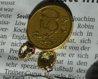 Cargar imagen en el visor de la galería, Universal Piercing Ring Brass Knoten celtic pink Kristall - chic - net.de
