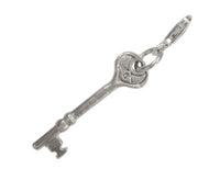 Load image into Gallery viewer, Silberanhänger Schlüssel Lang Charm Anhänger 925er Sterling Silber Unisex Schmuck
