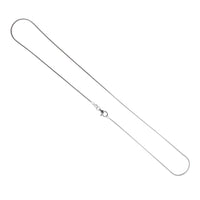 Load image into Gallery viewer, A thin Silberkette 1 mm Schlangen Kette Charmträger Collierkettchen aus 925er Sterling Silber liegt flach oval, mit kleinem Ringchen-Verschluss in der Mitte.
