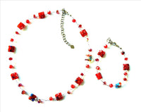 Load image into Gallery viewer, Damen Set Kette Armband Muranoglas rot mit Blümchen 8-9mm
