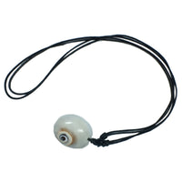 Load image into Gallery viewer, Muschelkette Schnecke Anhänger oval (22x17mm) Kette Muschel verstellbar Baumwollkette
