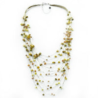 Cargar imagen en el visor de la galería, Seidenfaden Kette Perlen Kristallperlen gelb orange ocker handgefädet 60 cm Verschluss nickelfrei
