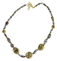 Load image into Gallery viewer, Brass Kette golden Rutilquarz verziert Perlen Raute oval rund Stanzmuster Kugel
