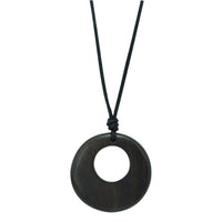 Load image into Gallery viewer, Kette, Braun, aus Sono Holz, kreisförmiger Anhänger, 3,3cm, verstellbare Baumwollkette
