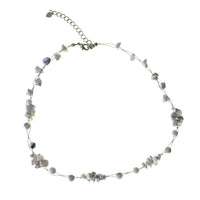 Load image into Gallery viewer, Halskette Perlen Stein Splitter Bündel weiß 42- 48cm
