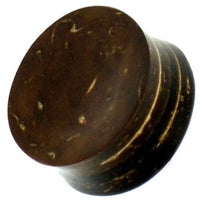 Load image into Gallery viewer, Kokonussholz dunkelbraun Holzplug hell gemasert handgeschnitzt Tribal Holz Plug Tunnel Expander
