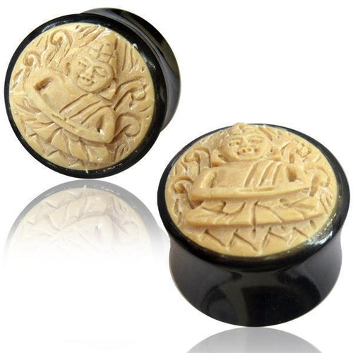 Horn Plug sitzender Buddha schwarz hell Flesh Tunnel Holz Inlay Organic Expander Tribal Piercing