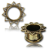Load image into Gallery viewer, Brass Tunnel antik golden Sonnenblume Punkte nickelfrei Plug Organic Messing Ohrschmuck
