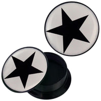Load image into Gallery viewer, The Schraub Plug Acryl schwarzer Stern weiß Piercing Ohrschmuck features a round black plug with a white face and bold black star design; one plug is flat, the other tilted to show front and side views.
