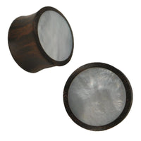 Cargar imagen en el visor de la galería, Organic Sonoholz Plug braun Perlmutt weiß schillernd Inlay Tribal
