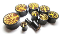 Load image into Gallery viewer, Plug Holz Jackfrucht Sonoholz ocker dunkel braun Baum des Lebens Gravur Piercing
