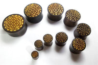 Load image into Gallery viewer, Flesh Plug Blume des Lebens Blütenrand Holz Tamarinde Jackfrucht double flared
