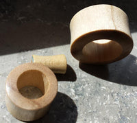 Load image into Gallery viewer, Flesh Tunnel Krokodilholz Rim Inlay dünn Türkis double flared
