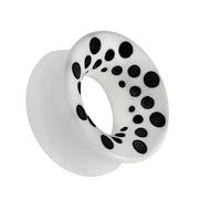 Cargar imagen en el visor de la galería, Bone Flesh Tunnel Polka Dots Punkte schwarz weiß double flared Plug Piercing
