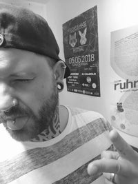 Load image into Gallery viewer, Flesh Tunnel Sonoholz Sawoholz Rim rot double flared
