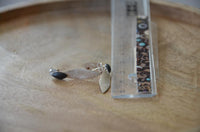 Load image into Gallery viewer, Ohrstecker 925 Sterling Silber Mandeln schwarz 27mm
