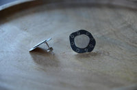 Load image into Gallery viewer, Ohrstecker 925 Sterling Silber Scheibe schwarz Blätter
