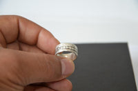 Load image into Gallery viewer, Silberring 925 Sterlingsilber Bandring Gitter 9mm
