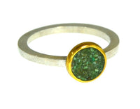 Load image into Gallery viewer, Ring Silber 925 vergoldet crushed Malachit Stein Kreis
