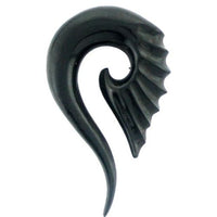 Load image into Gallery viewer, Tribal Buffalo Horn Piercing Expander, schwarze Thai-Spirale, 10mm,  Plug, Tunnel, Ohrring, Ohrhänger, Ohrstecker
