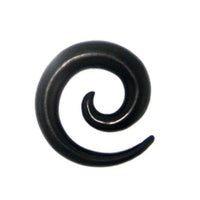 Load image into Gallery viewer, Tribal Holz Pircing Expander, Spirale, schwarz, aus Eisenholz, 6mm, Plug, Tunnel, Ohrhänger, Ohrstecker
